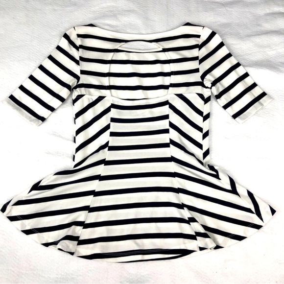 Guess black and white striped top- S - Picture 2 of 6